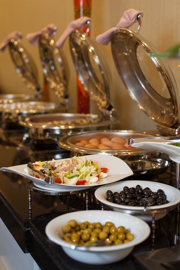 Отель Comfort Hotel Astana Нур-Султан-9