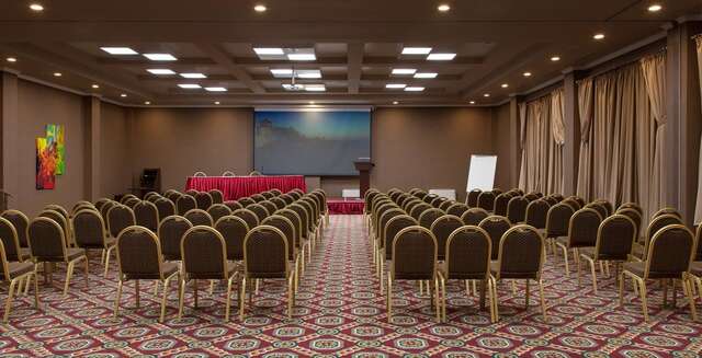 Отель Comfort Hotel Astana Нур-Султан-35