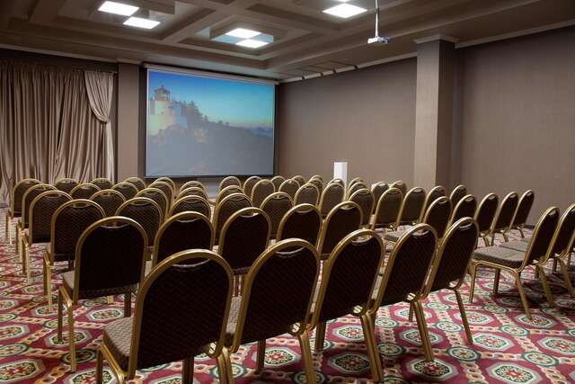 Отель Comfort Hotel Astana Нур-Султан-36